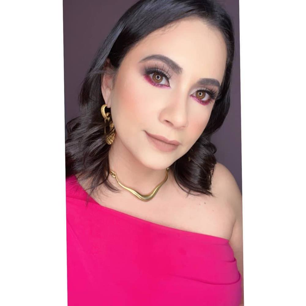 Meet your Posher, Sarahi